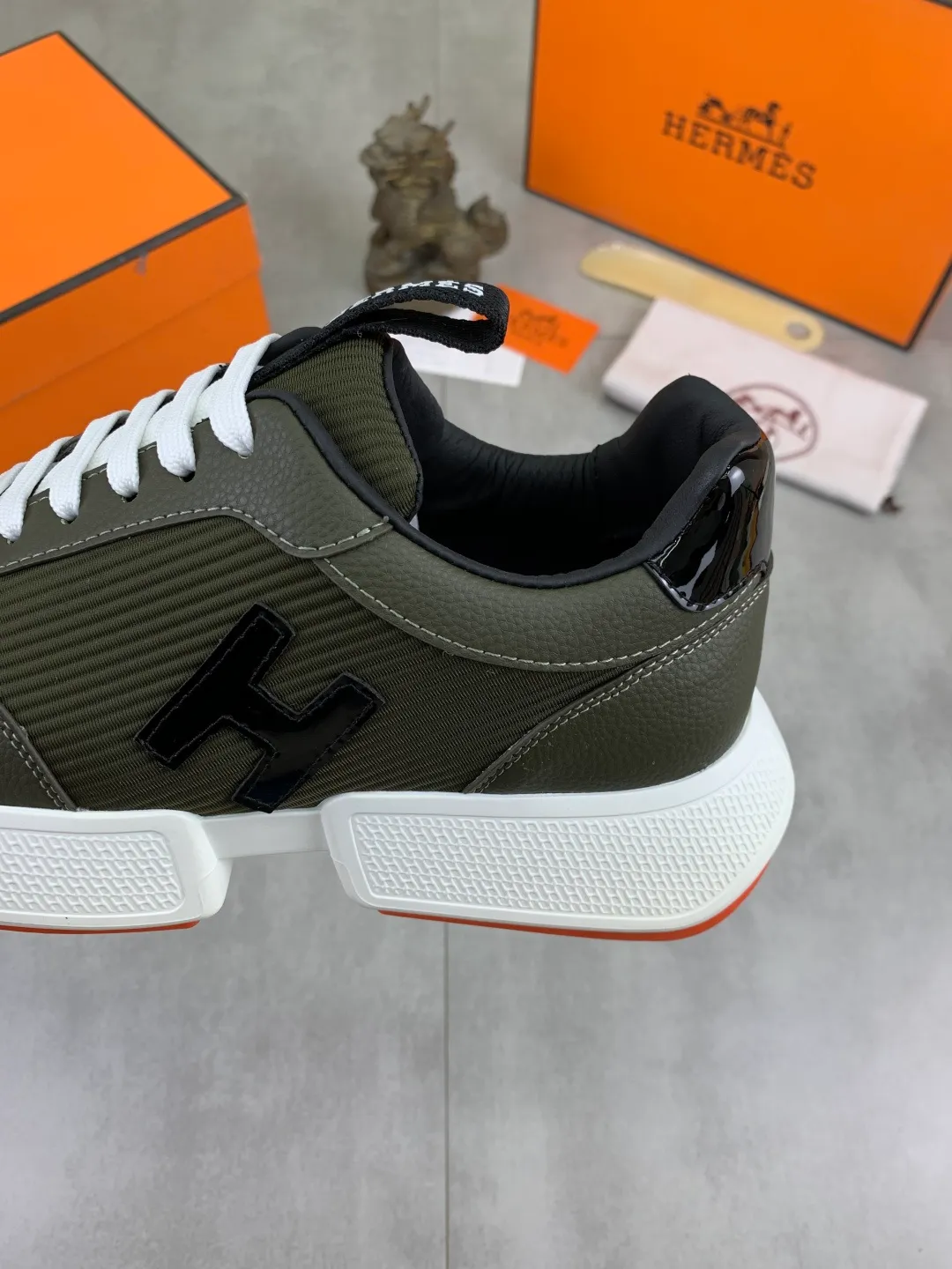 Men's men's shoes P460 new style [HERMES] Hermès - High-end quality original order - Upper: 🔝Nappa calfskin, sewn brand 'H' totem - Inner: water-dyed cowhide - Outsole: ultra-light TPU foam; molded outsole - Ultra-high quality control·Fine workmanship: highlighted (high-end·nobility·grade) -Size: 38-44 (45 can be customized)·